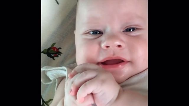 МАЛЫШ ГОВОРИТ ПЕРВОЕ СЛОВО❤️