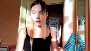 Подстригаю чёлку. Испортила волосы, что говорить маме