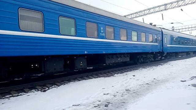 ЭП1М-687 с поездом №302 Минск Адлер смотреть онлайн