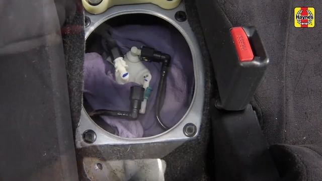 How to Replace the fuel pump on the Honda Fit 2007 to 2013 смотреть онлайн