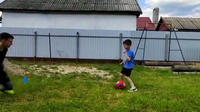 Участие во Всероссийском проекте «Футбол в школу». Футбол дома) смотреть онлайн