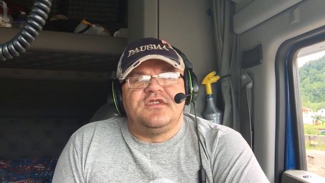 Комментарий американского дальнобойщика: ПАРА СЛОВ О СПОРЕ ДЕМИДОВИЧА И ШЕВЧЕНКО смотреть онлайн