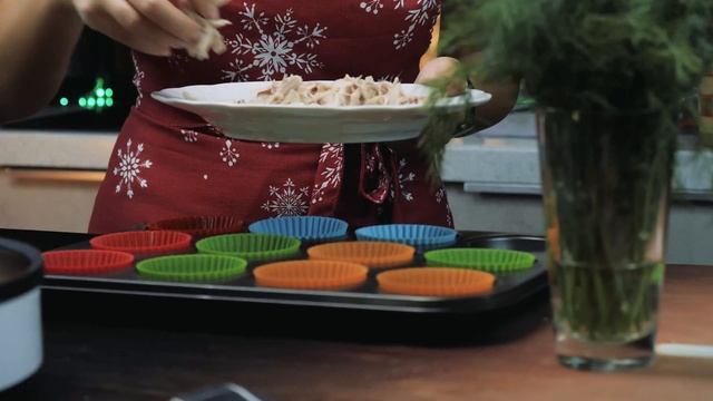 Заливное из курицы. Бюджетная закуска на Новый Год!