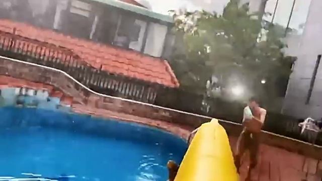 Водяной пистолет Spyra One / Игрушечное оружие стреляющая водяными пулями смотреть онлайн