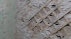 Обзор голых стен?