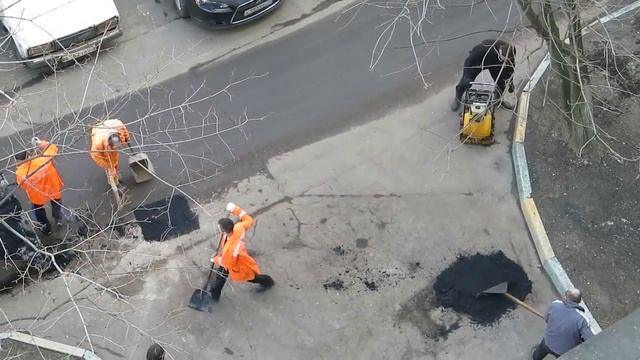 Ремонт дорог весной в Москве смотреть онлайн