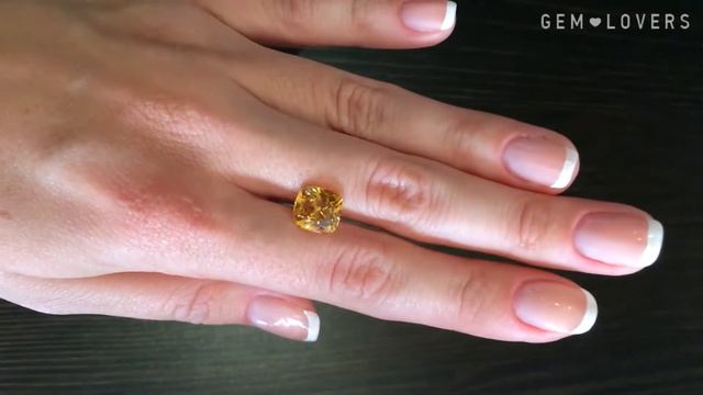 Желтый циркон  5,84 карата