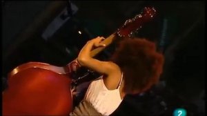 Esperanza Spalding - "Wild Is The Wind" (Live in San Sebastian july 23, 2009 - 5/9)