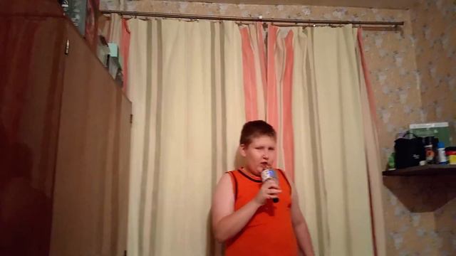 песня "плачет девушка в автомате" под минус смотреть онлайн