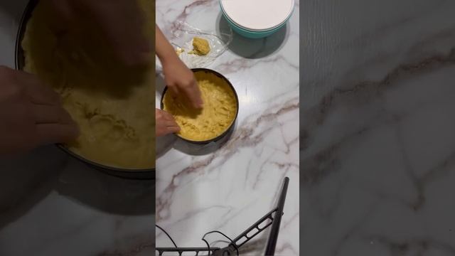 Карамельный пирог.Карамельный сметанник?