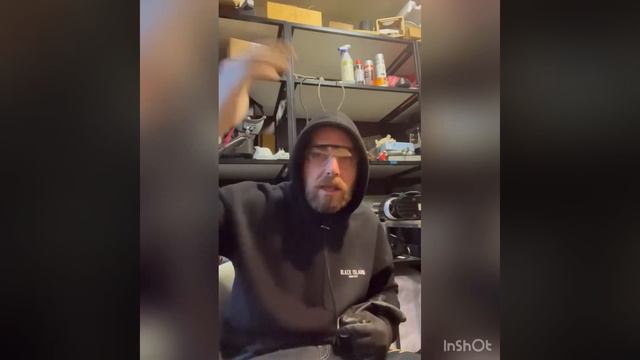 Робот задающий правильные вопросы смотреть онлайн