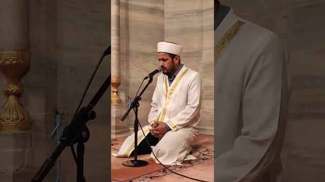 Уважаемый Хазрат Огузхан Бахтиероглы имам мечети Шахзаде Истамбул смотреть онлайн