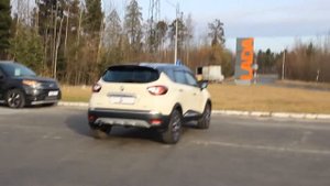 Renault Kaptur '2019 1 поколение