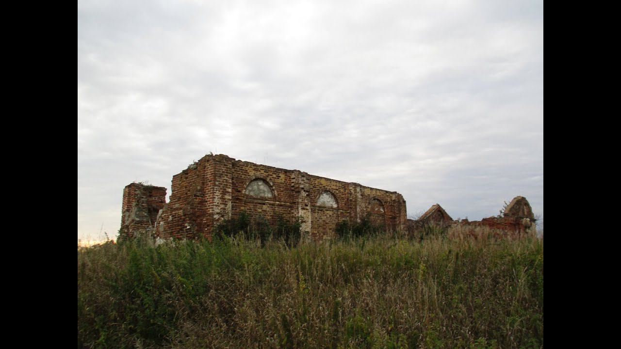 Заброшенная усадьба у села Юсупово, Ртищевский район