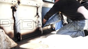 Шумоизоляция автомобилей самоклеящимся материалом Ризолин