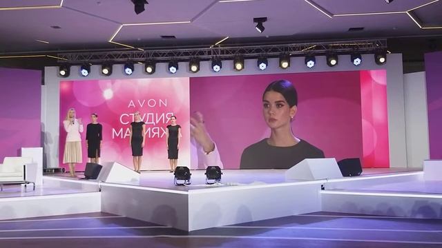 Описание 1-го макияжа. Елена Крыгина .Известный ТОП визажист России .Конференция AVON Москва 01.10.