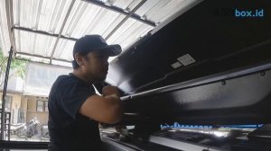 Review #roofbox Thule Motion XT Alpine by Roofbox.id