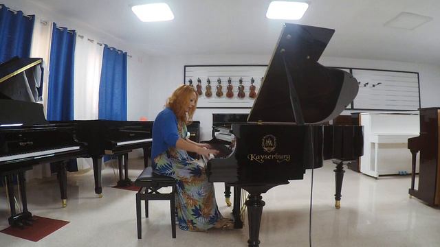Ramona Zammit Formosa performing Schubert on a GH160 смотреть онлайн