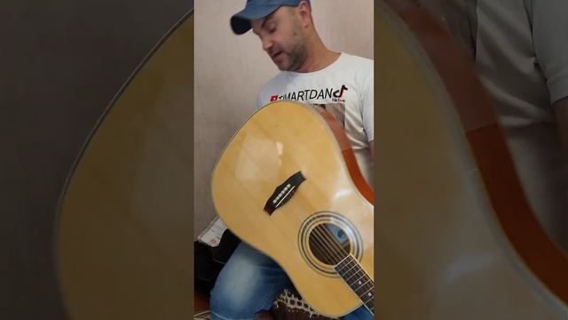 #1 Нужен ремонт гитары. Обзор гитары с уставшими струнами. #видеодневник #уличныймузыкант смотреть онлайн