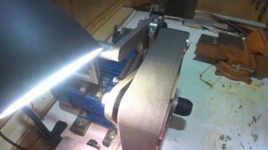 Лампа освещение для гриндера в мастерской.Лучший вариант.