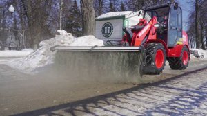 ДОРОЖНАЯ ЩЁТКА POLAR BADGER