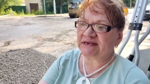 «Передвигаться на инвалидной коляске невозможно»: жительница Звенигорода о новом тротуаре