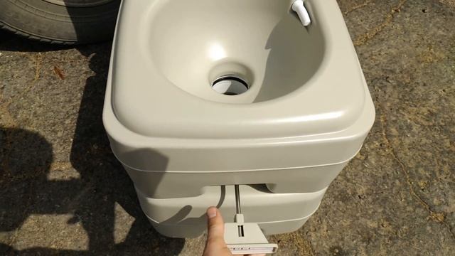 Биотуалет - верхний бак 15л., нижний бак 20л. смотреть онлайн