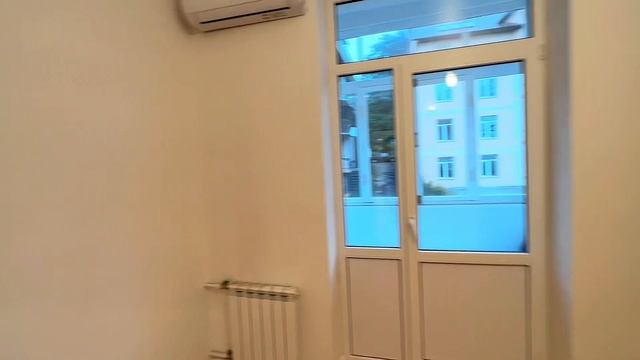 Продаем 2-комнатную квартиру в сталинке с ремонтом в Сочи