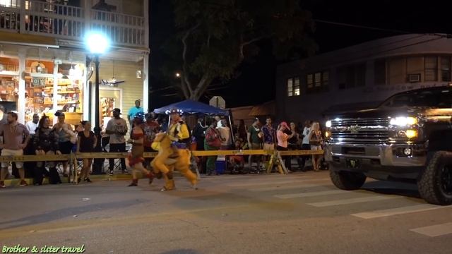PUBLIC THONG at FANTASY FEST 2018 key west duval street смотреть онлайн