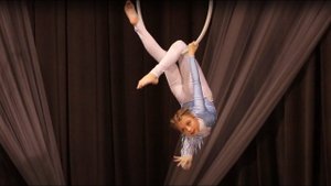 Цирк-студия "Жар-птица" - Фомина Виктория, 11 лет