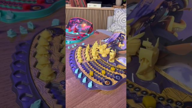 Fractured Sky - Retail vs. Deluxe смотреть онлайн