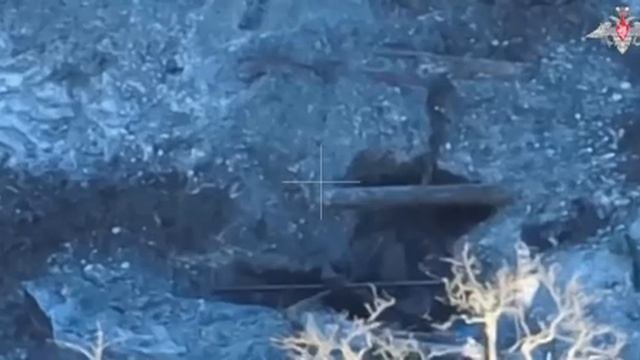 Наши десантники штурмом захватили опорный пункт противника