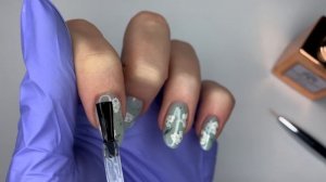 ?Нежный винтаж | Цветы на ногтях / Дизайн ногтей золотой втиркой / Слайдер дизайн IBDI /