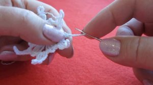 Супер! Очень красивая новогодняя снежинка крючком. Вяжем вместе легко и быстро новогоднее украшение.