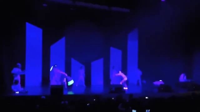 Световое шоу : «Футуристик» смотреть онлайн