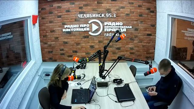 Собрать новогодний стол и выжить смотреть онлайн