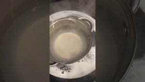 Как очистить кастрюлю от старого нагара?Просто!Без всяких усилий!