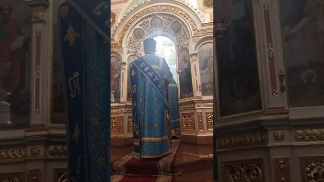 Ранняя БожественнаяЛитургия в Праздник Покрова Пресвятой Богородицы.Прямая трансляция.14 октября202 смотреть онлайн