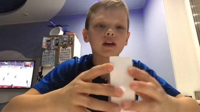 Bluetooth наушники AirPods смотреть онлайн