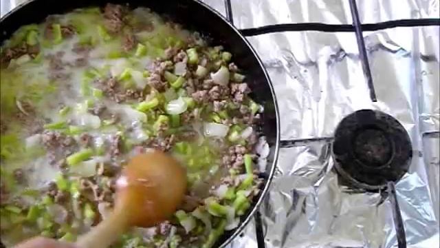 Спагетти под соусом «Болоньезе» видео рецепт UcookVideo.ru смотреть онлайн