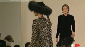 OSCAR DE LA RENTA Fall 1994/1995 New York - Fashion Channel
