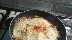 Рис с тушенкой