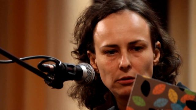 Юлия Чичерина выступила для бойцов "Востока" по случаю Дня Внутренних Войск смотреть онлайн