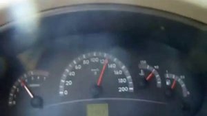 Лада Калина 1.6  (8 кл. ) 130-150 км\ч , уровень шума при езде !