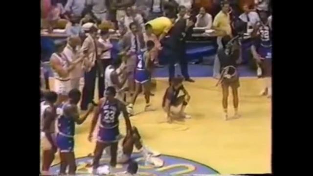 Топ 5 самых низких игроков NBA смотреть онлайн