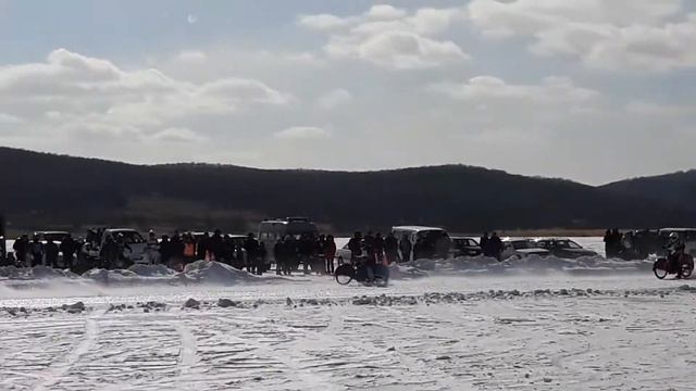 Мотогонки на льду   с Хороль  17.02.2018 - 4 смотреть онлайн