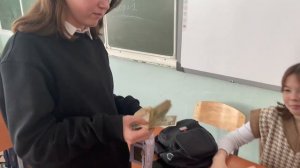 Мое первое видео. Презентация на тему «буллинг в школе». Мы сыграли сценку,оцените)