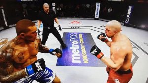 Емельяненко получил сотрясение мозга в UFC3