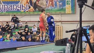 Станислав Свинобоев - Тимур Николаев (ҮөҺээ Бүлүү)