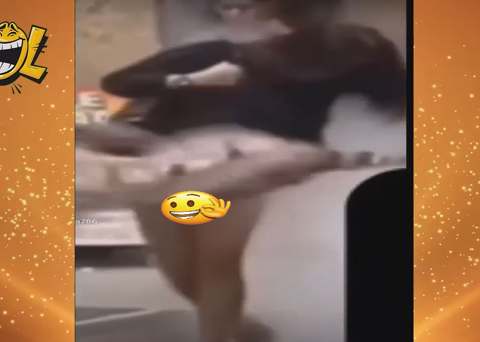 под юбкой